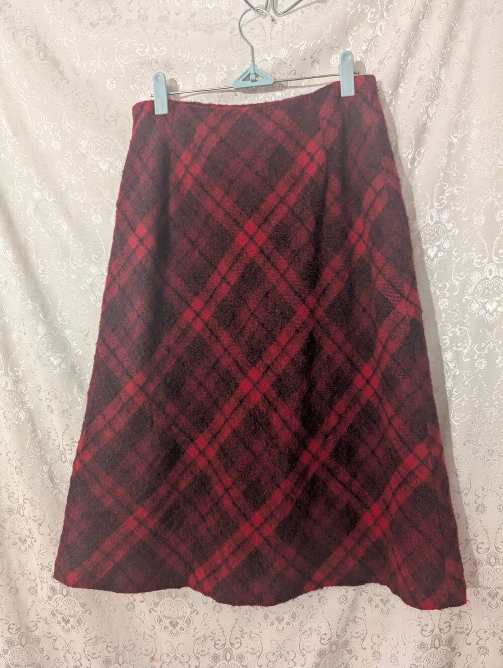 VNTG Eddie Bauer Red Plaid Wool Mohair Alpaca Skirt Dark Academia 90s